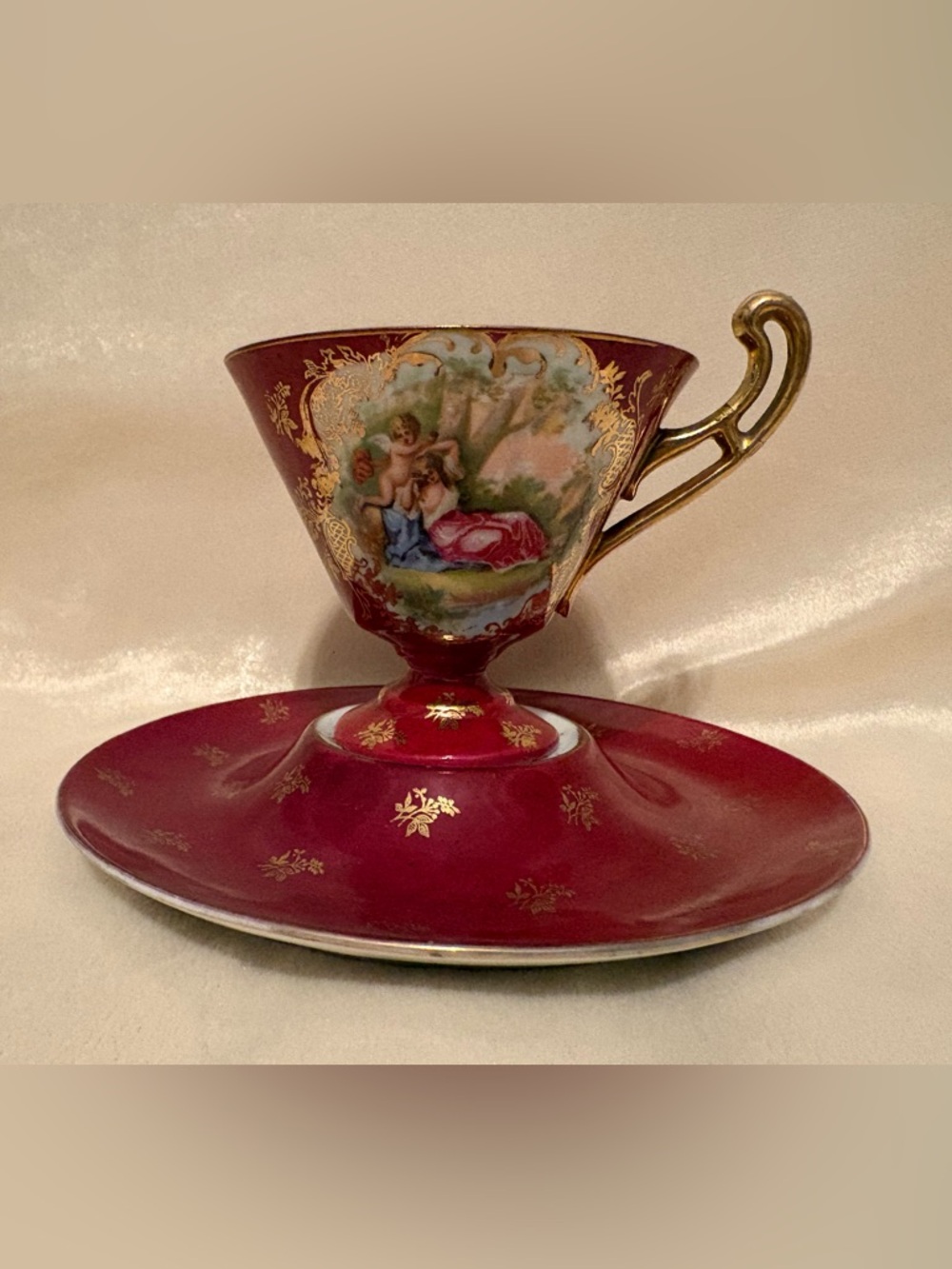 Antique Victoria Carlsbad Austria Neoclassical Porcelain Pedestal Teacup Set